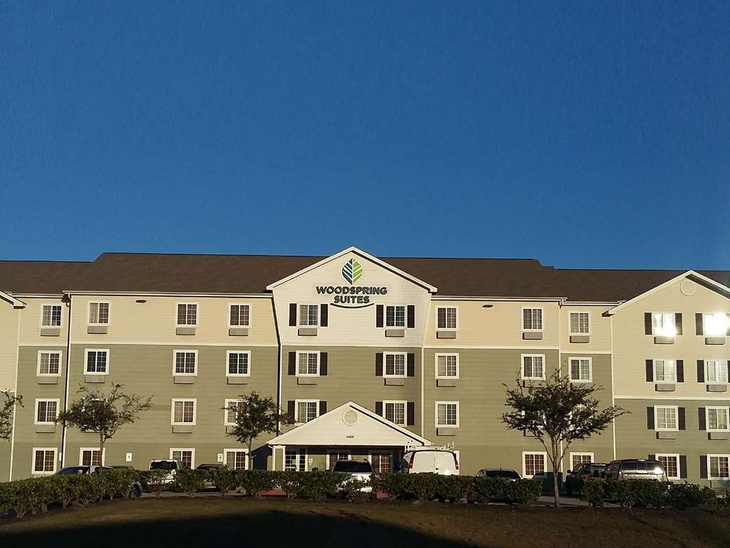 Woodspring Suites Houston I-45 Airtex Dış mekan fotoğraf
